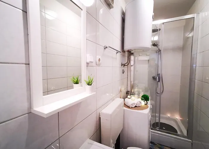 Herc Apartment *